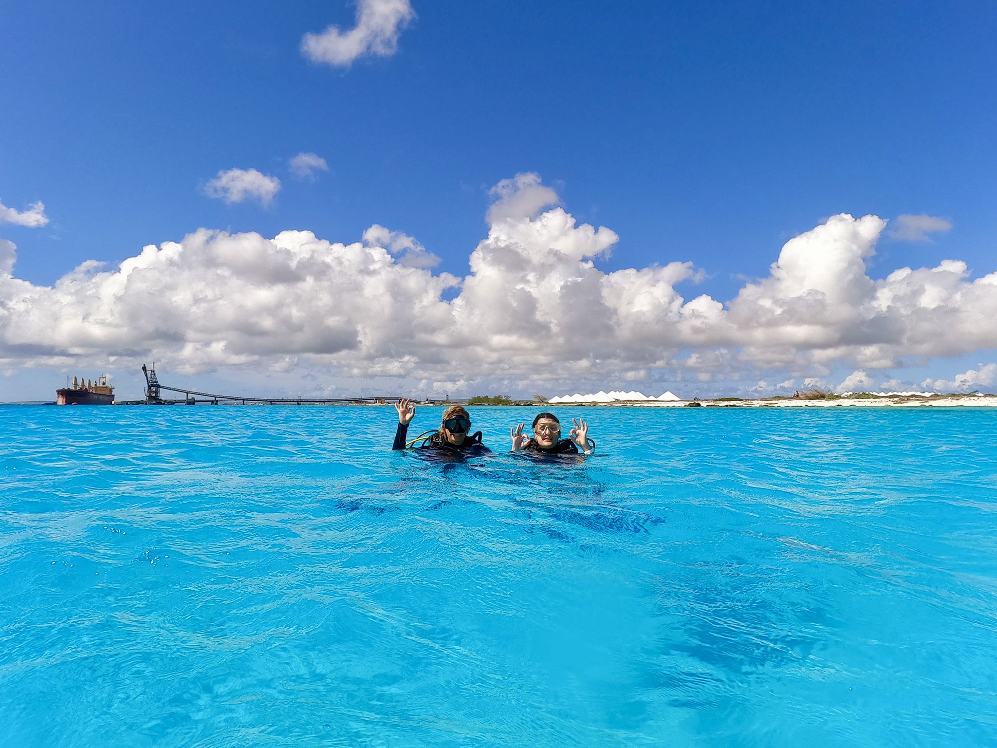 Scuba diving, 1000 steps Bonaire