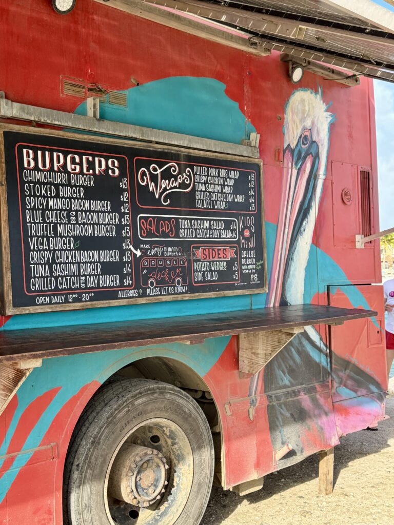 Foodtrucks on Bonaire. Stoked Foodtruck