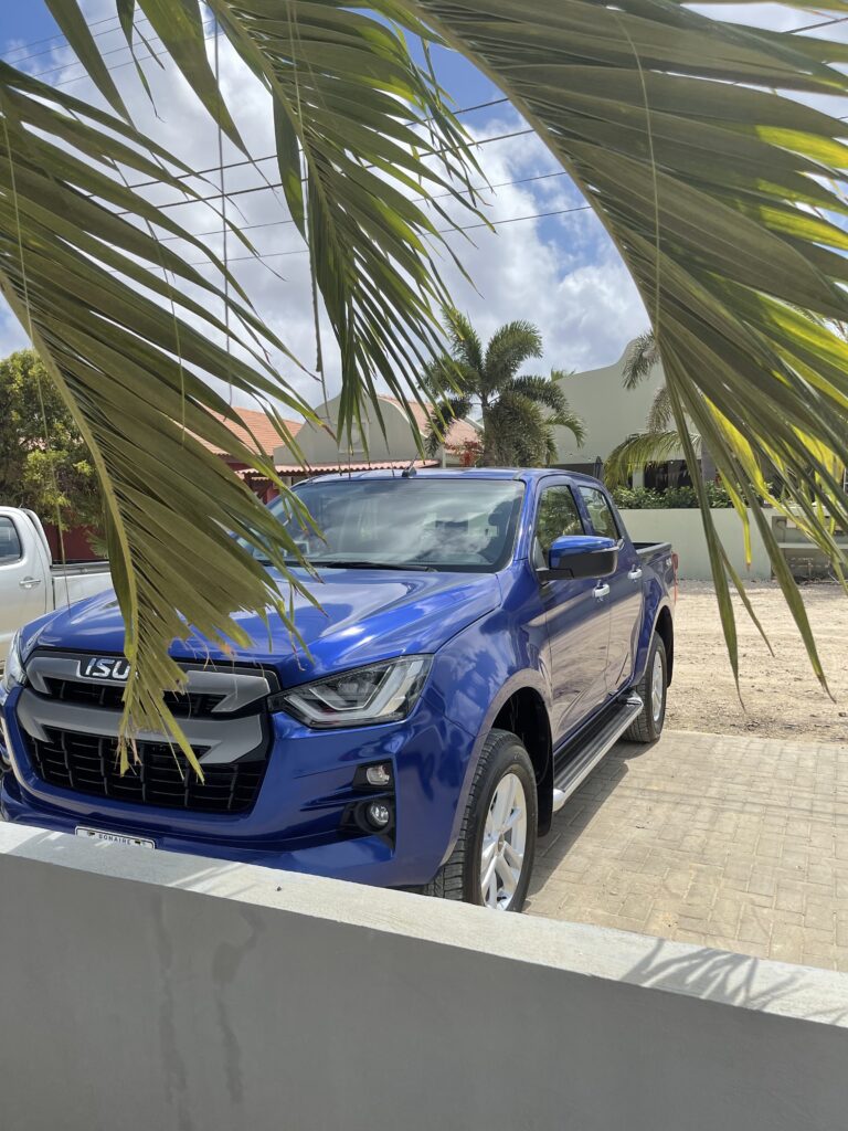 Car rental on Bonaire – explore the island with your rental car from Oasis Guesthouse